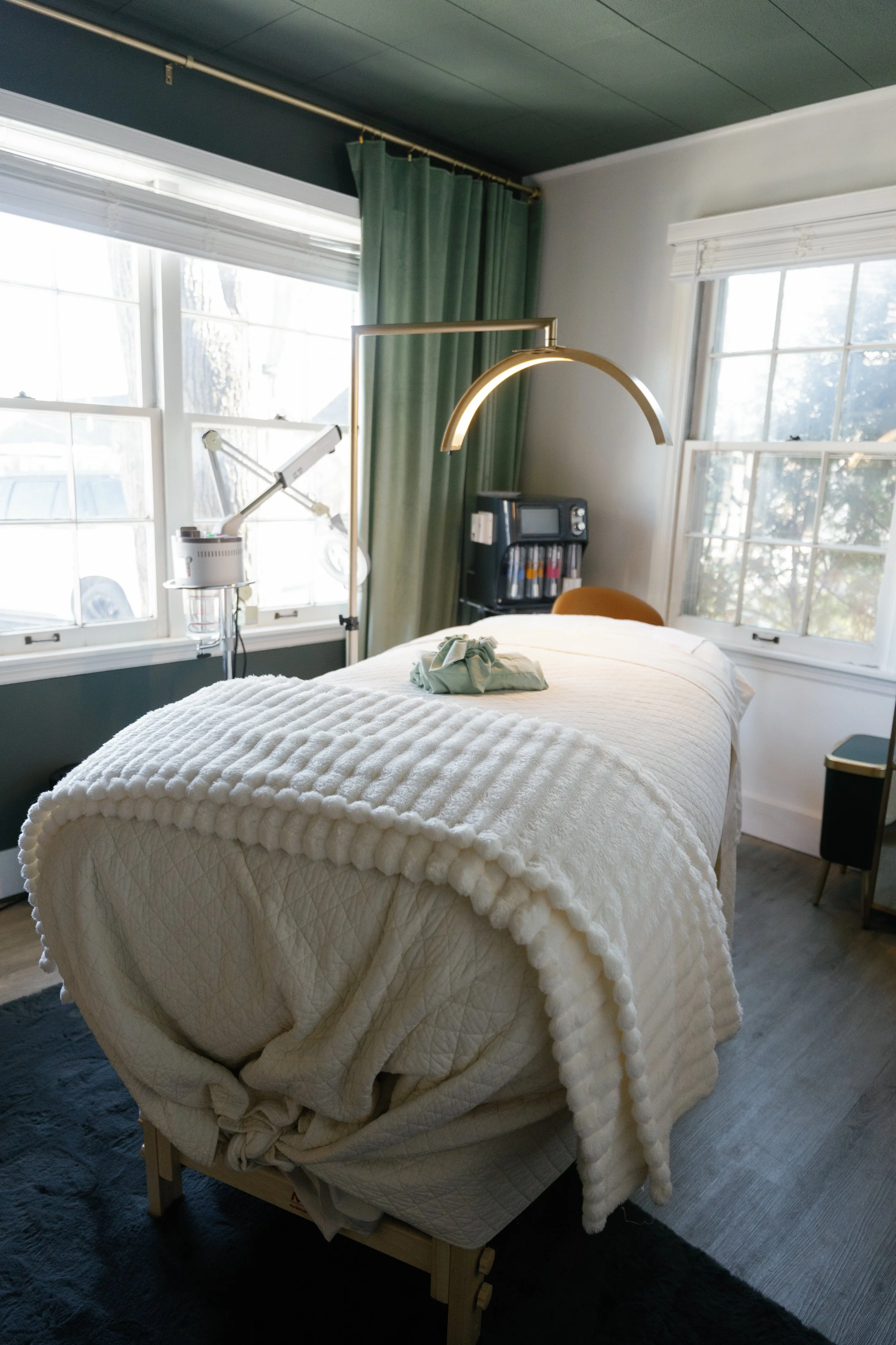 The Spa — Ivory and Oak